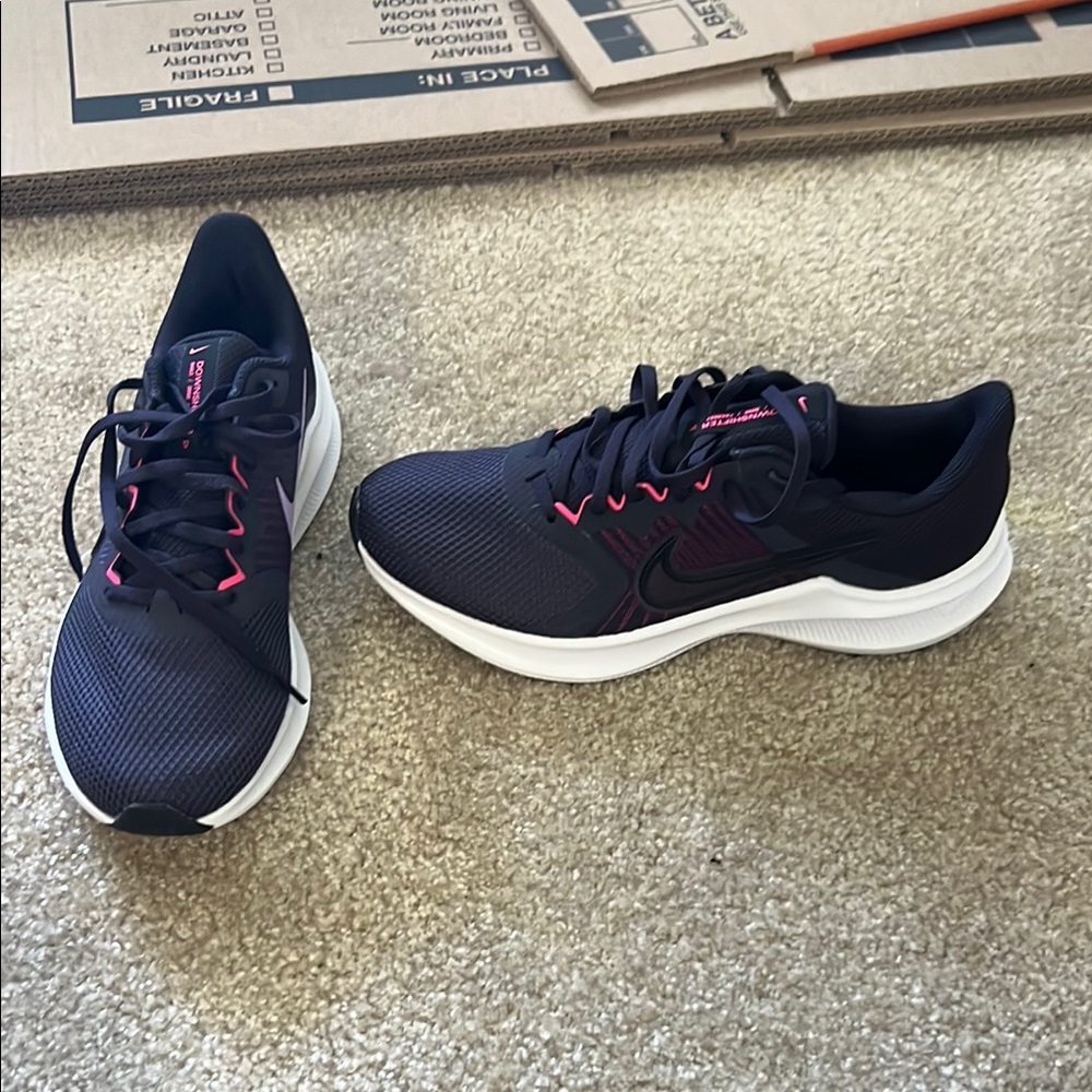 NWT Women's Purple Nike Running Shoes